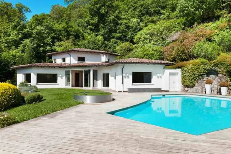 Location de villa pour vacances, Saint-Cyr-sur-Mer, Agence Du Vieux Port